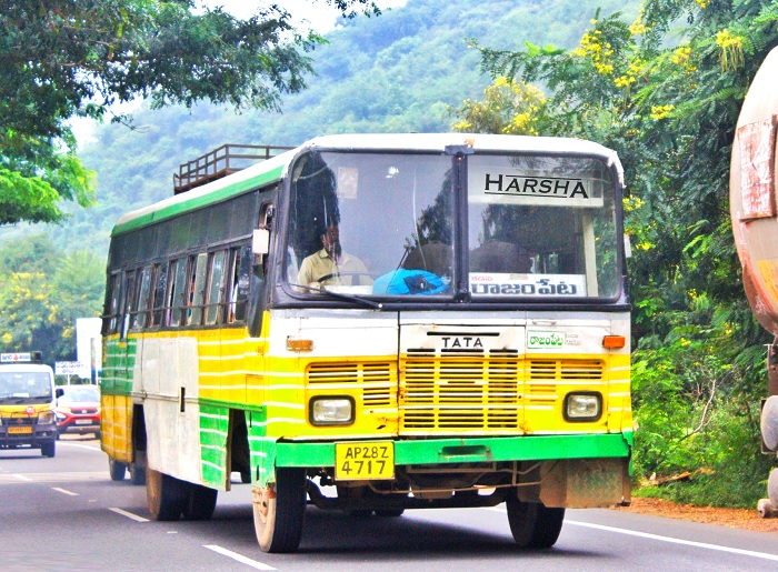 APSRTC-PALLE-VELUGU-Rajampet-Depot-Bus